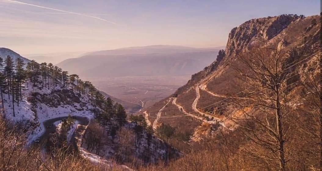 Hotel Snjezna Kuca - Nature Park Of Bosnia Herzegovina Padezina Eksteriør bilde